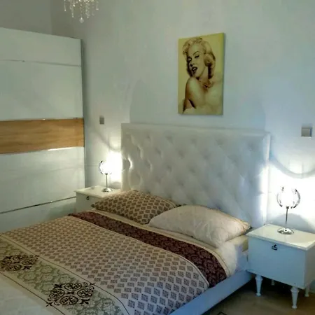 Ory Near The Center With Free Parking * Pula