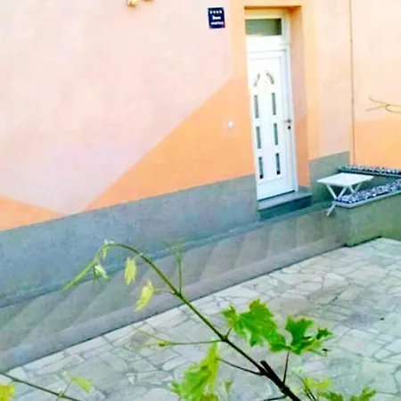 Ory Near The Center With Free Parking * Pula